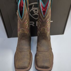 Ariat Western Boots with Colorful Stitching US 8 Brown